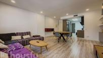 Sala d'estar de Pis en venda en  Barcelona Capital amb Aire condicionat, Calefacció i Parquet