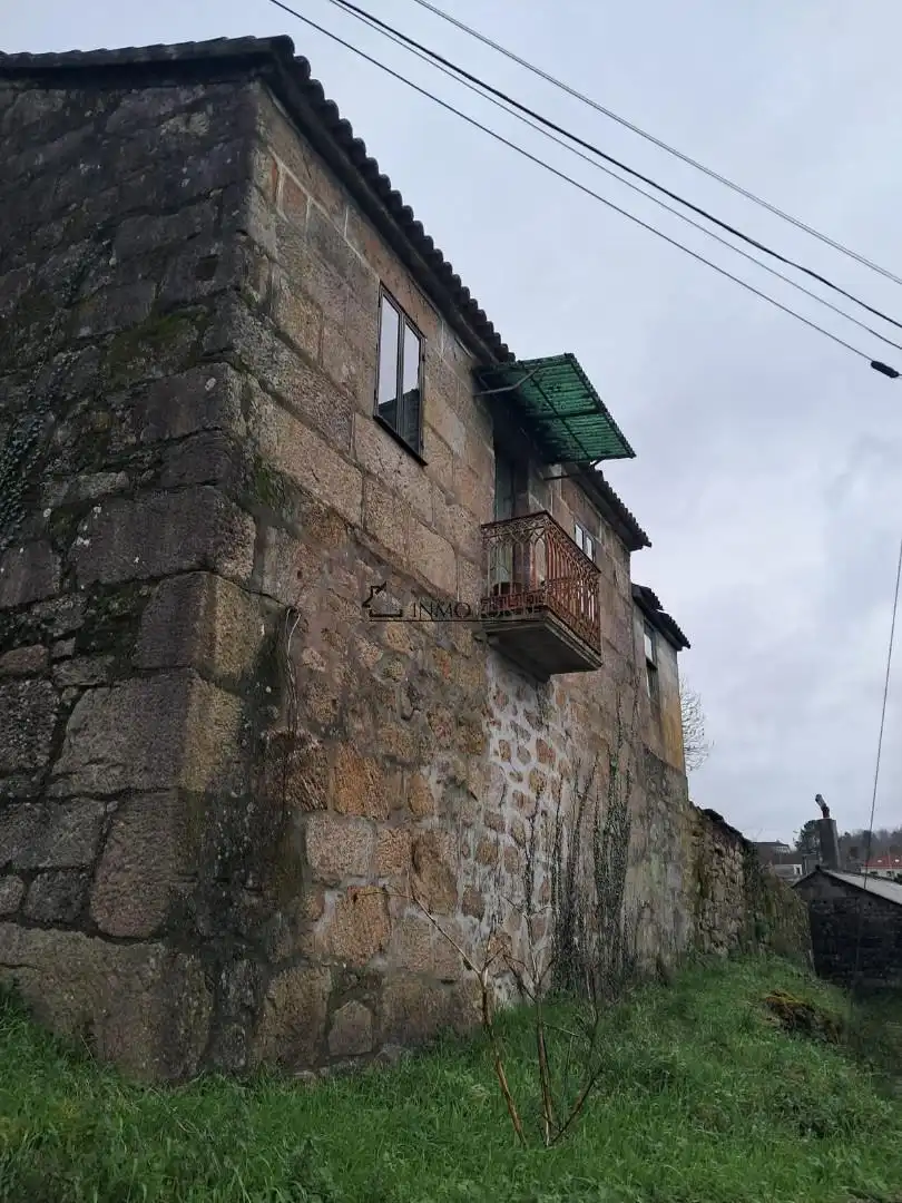 Vista exterior de Casa o xalet en venda en Cotobade amb Jardí privat