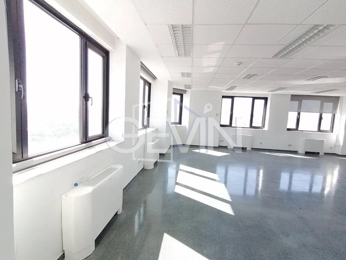 Bureau avec ascenseur à louer à Santa Perpètua de Mogoda, imagen 5