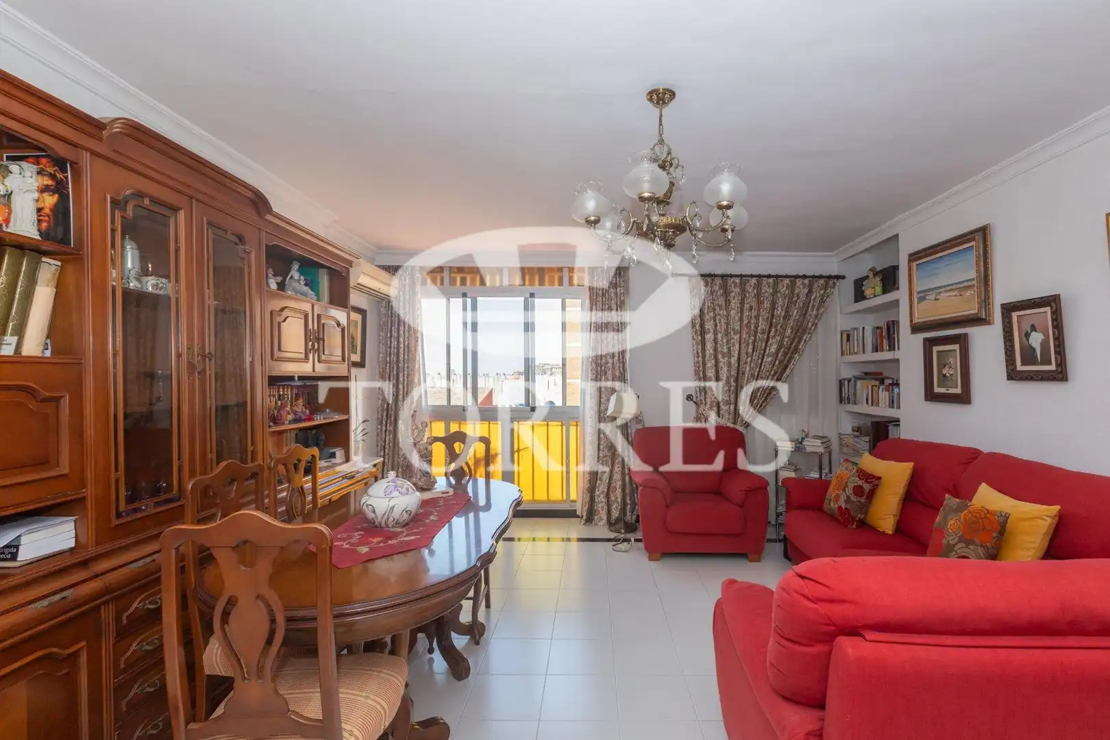 Piso en venta en FERNAN NUÑEZ, 4, Parque Ayala - Jardín de la Abadía - Huelín