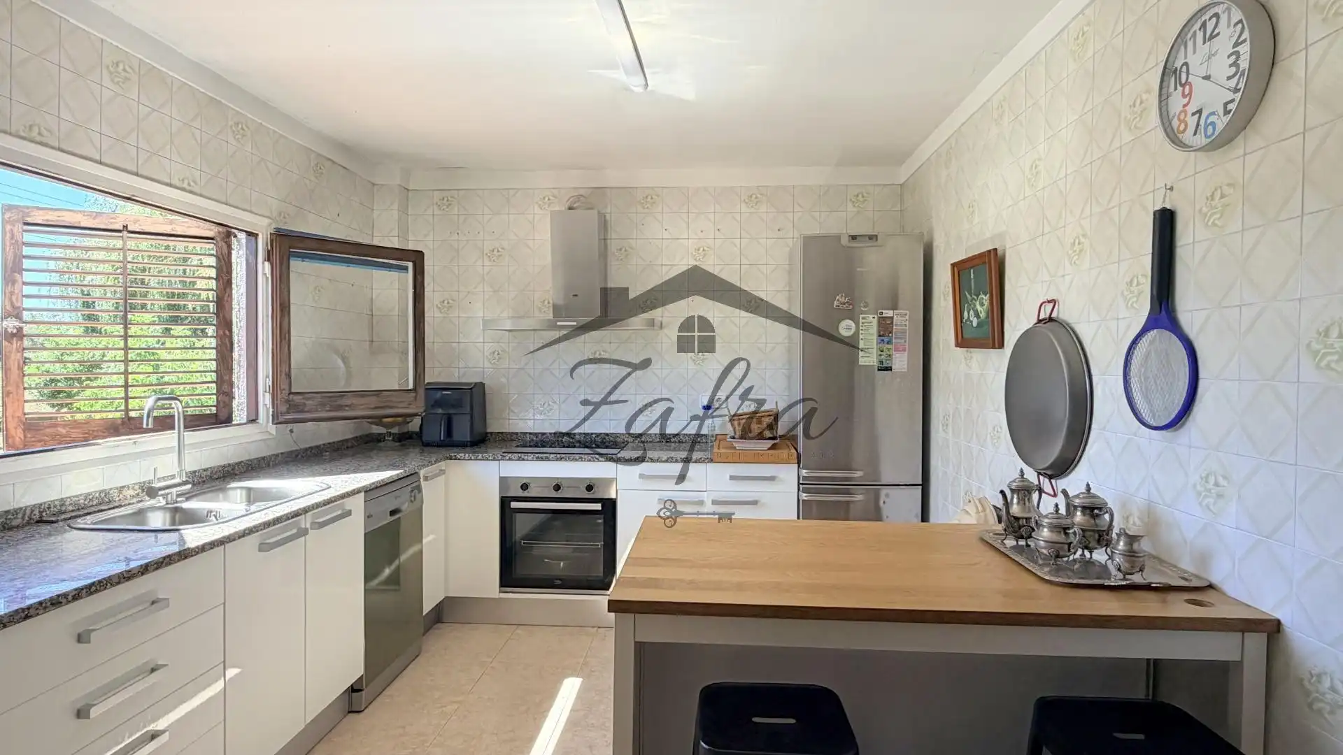Casa con jardín en venta en Carrer Carrer Canigó, imagen 13