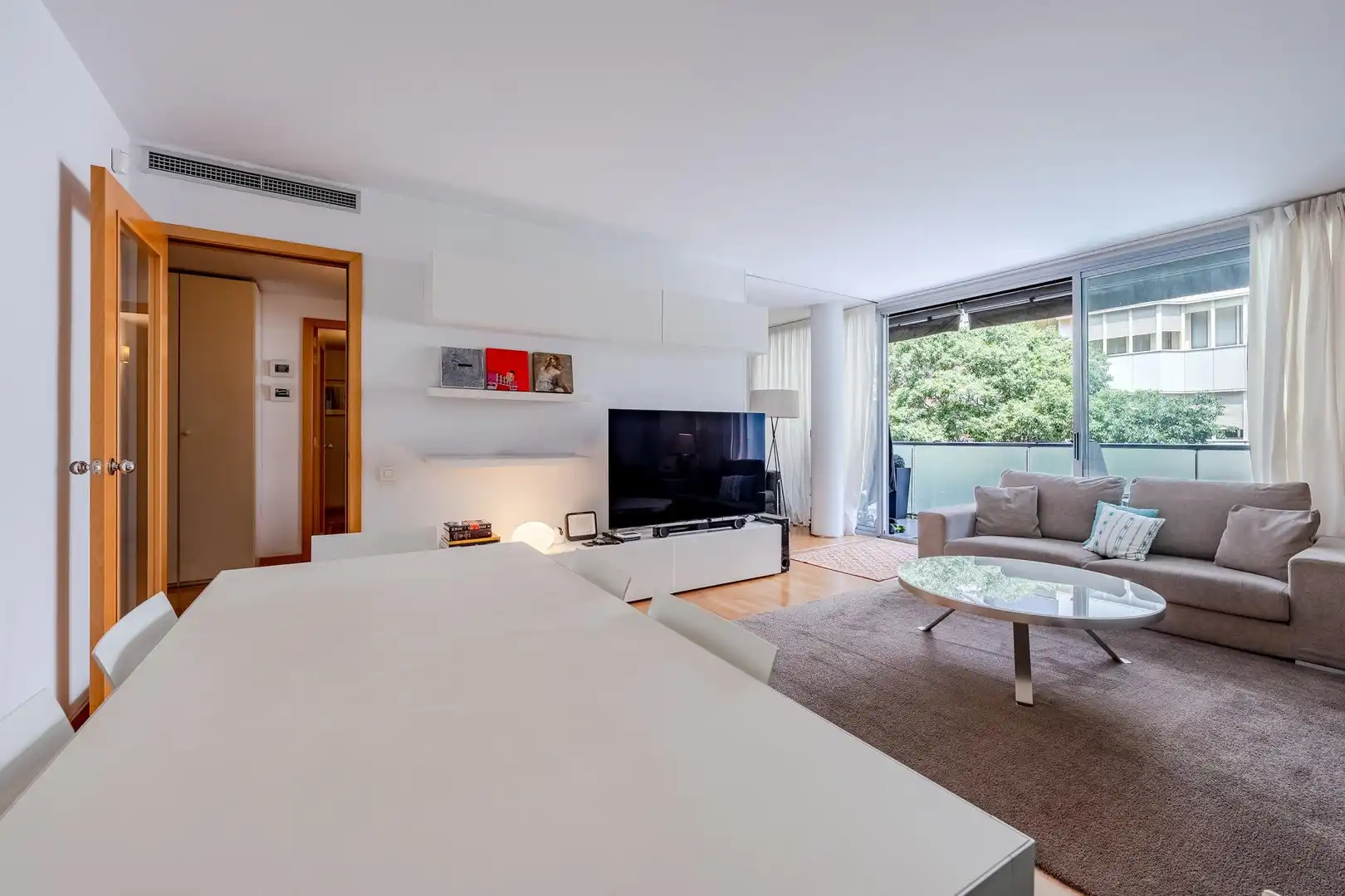 Sala de estar de Piso en venta en Barcelona con Calefacción y Terraza