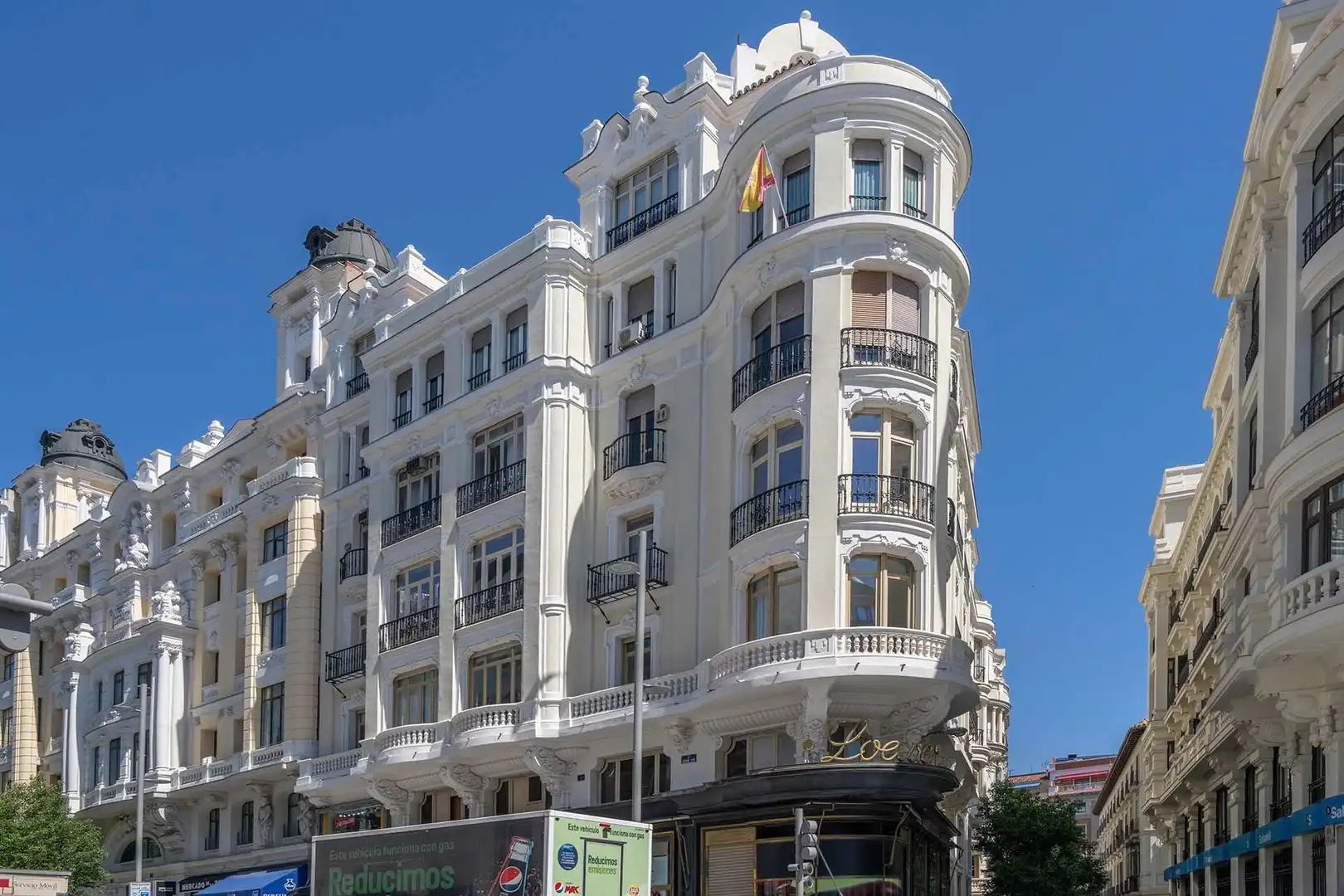 Vista exterior de Oficina de alquiler en Madrid con Aire acondicionado y Calefacción