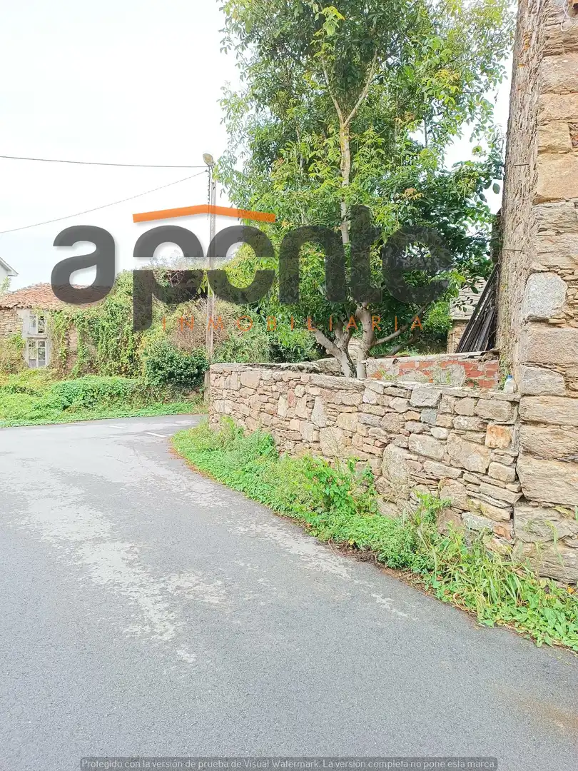 Finca rústica en venda en Cabana de Bergantiños amb Jardí privat