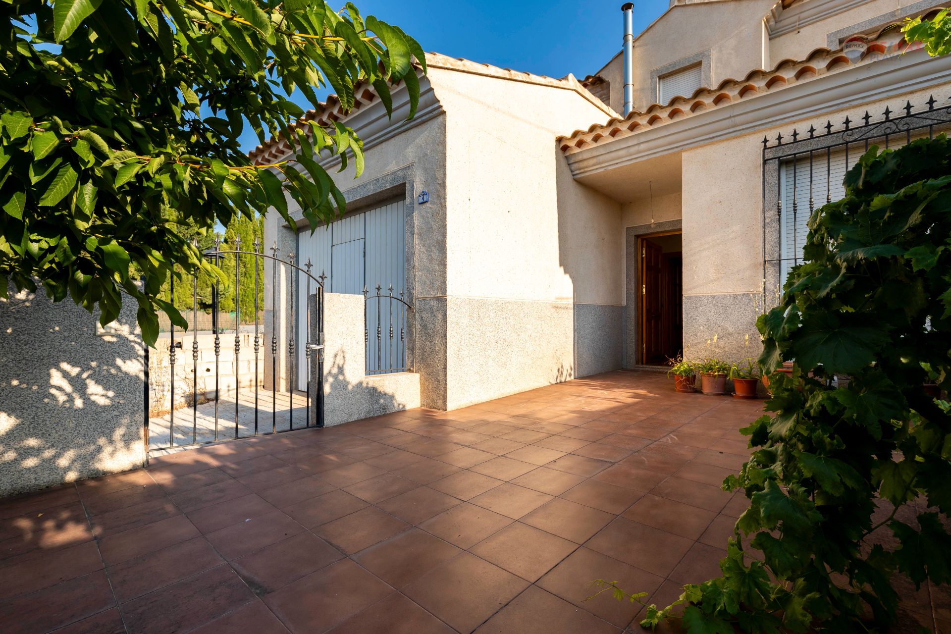 Vista exterior de Casa o xalet en venda en Chirivel amb Jardí privat, Terrassa i Traster