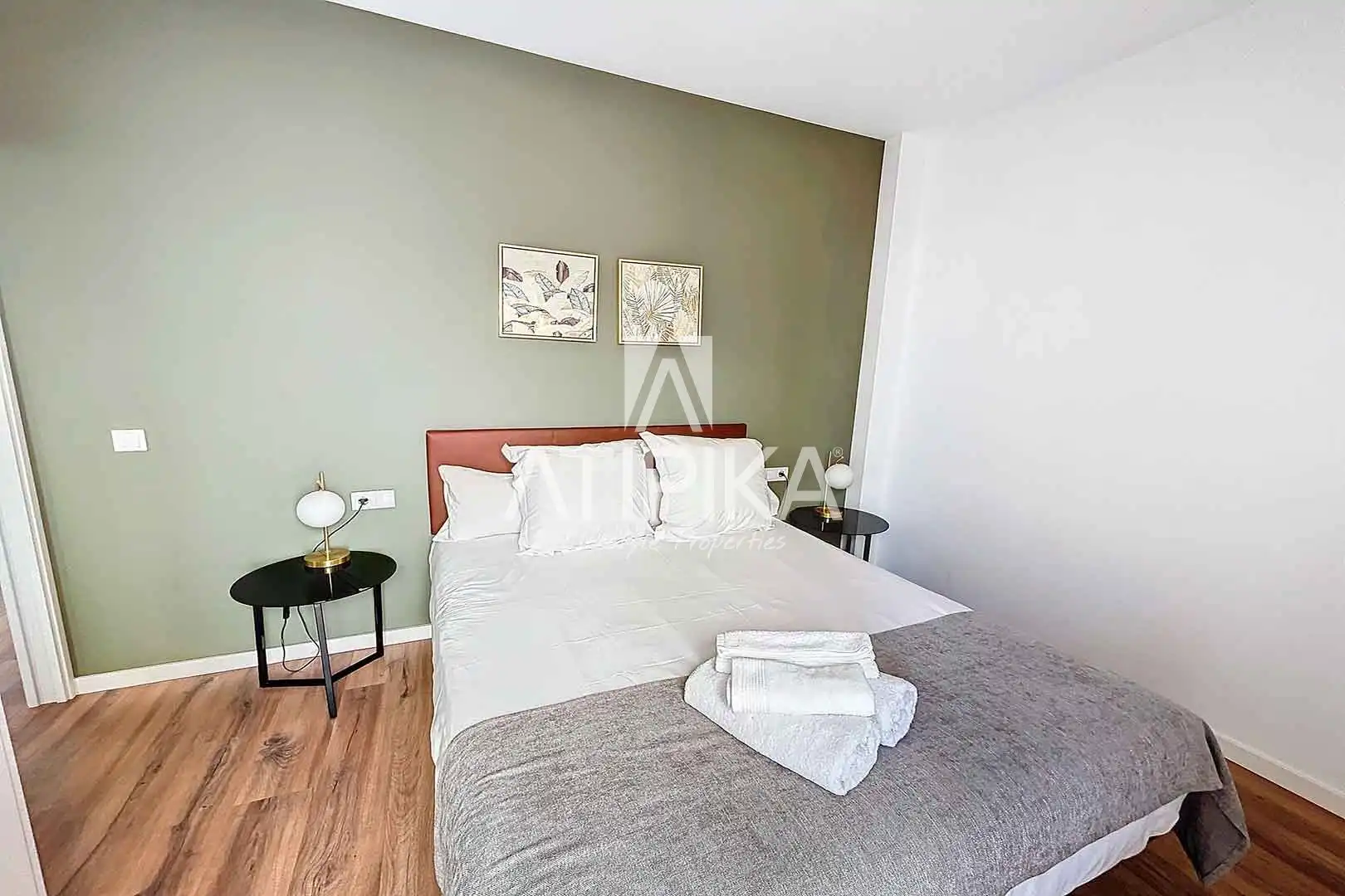 Schlafzimmer von Wohnung zur Miete in Barcelona mit Klimaanlage, Parkett und Terrasse