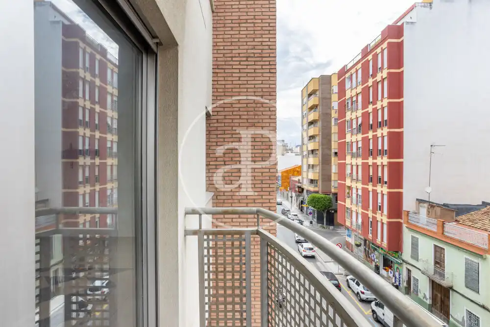 Außenansicht von Wohnung zum Verkauf in Onda mit Heizung, Abstellraum und Balkon