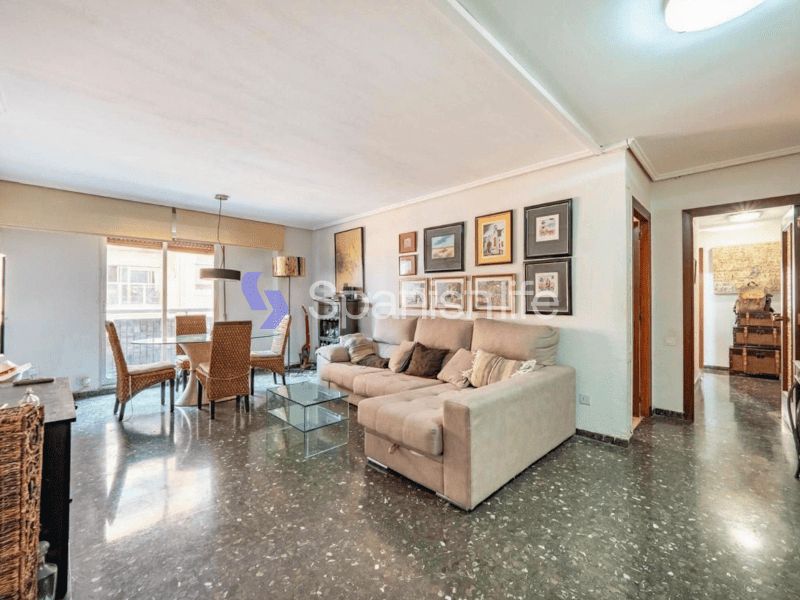 Sala de estar de Piso en venta en  Valencia Capital con Aire acondicionado, Terraza y Amueblado