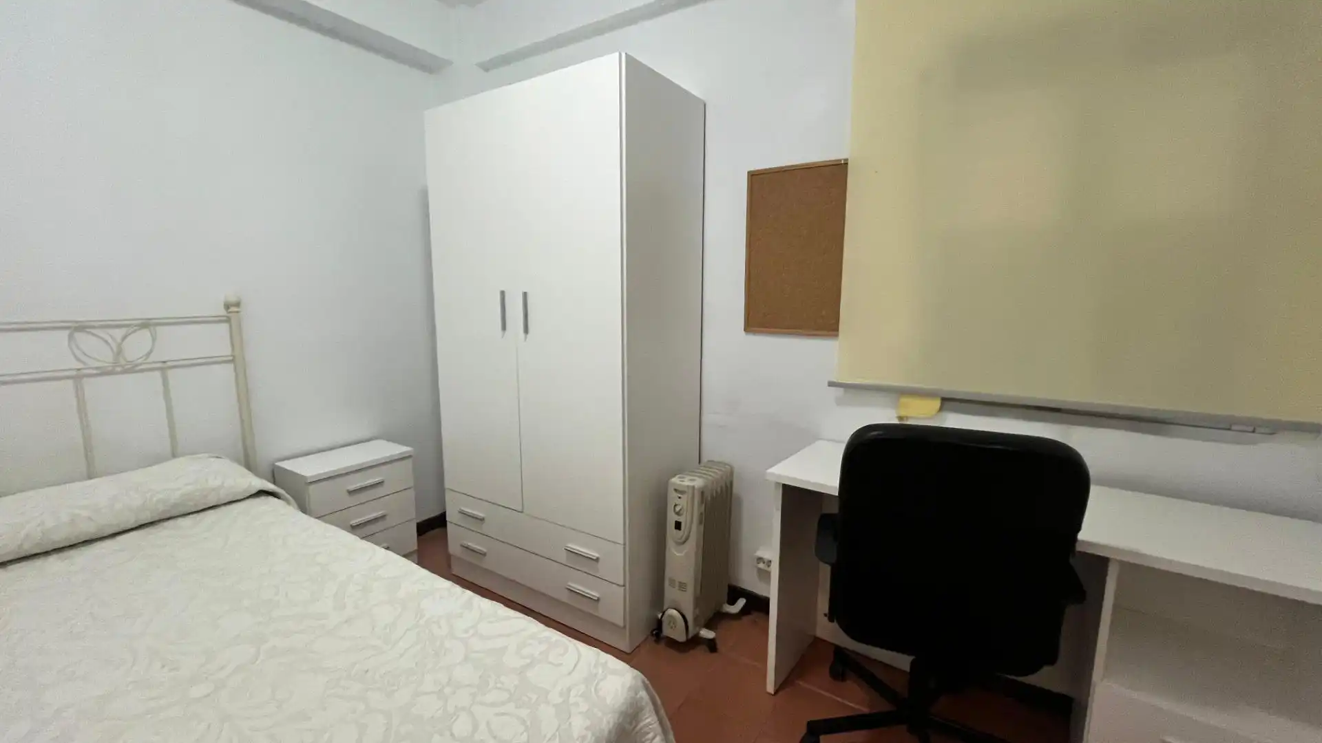 Habitación de Piso de alquiler en Sevilla con Aire acondicionado y Terraza