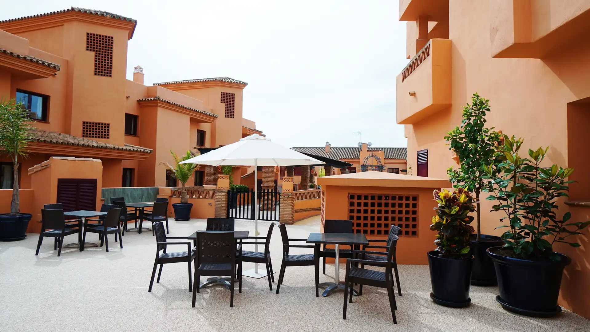 Terrassa de Apartament de lloguer en Benahavís amb Aire condicionat, Moblat i Forn