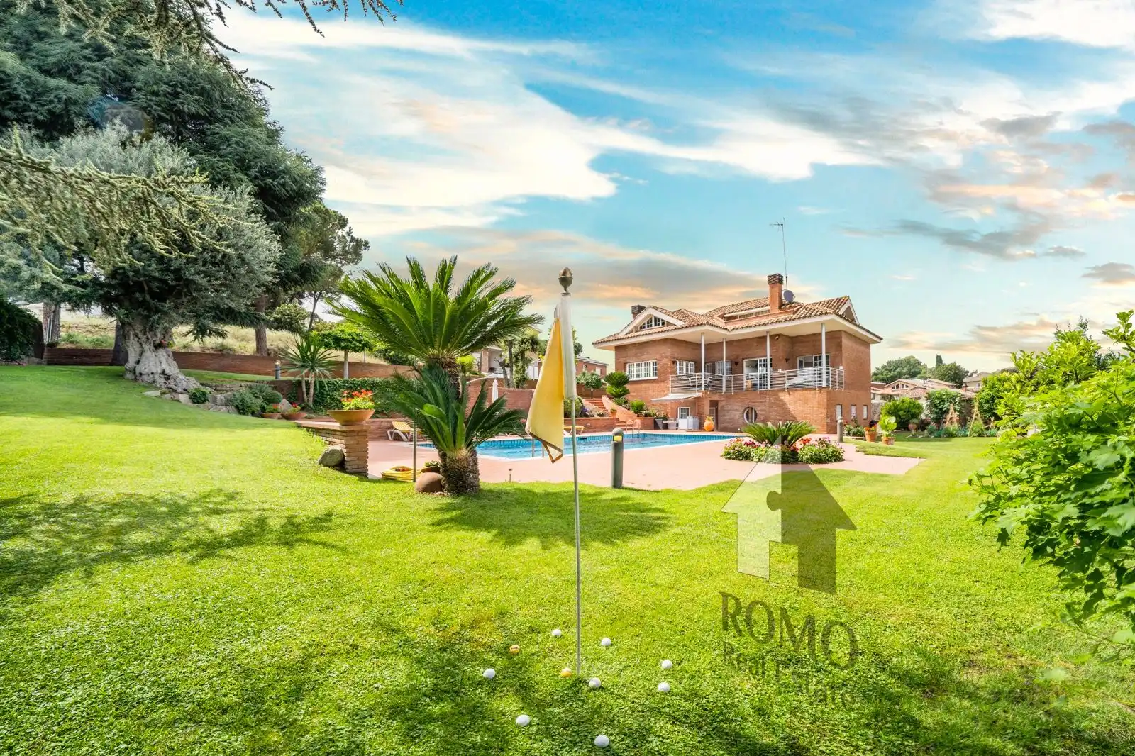 Houses for sale in Carrer d'Osona, Canovelles
