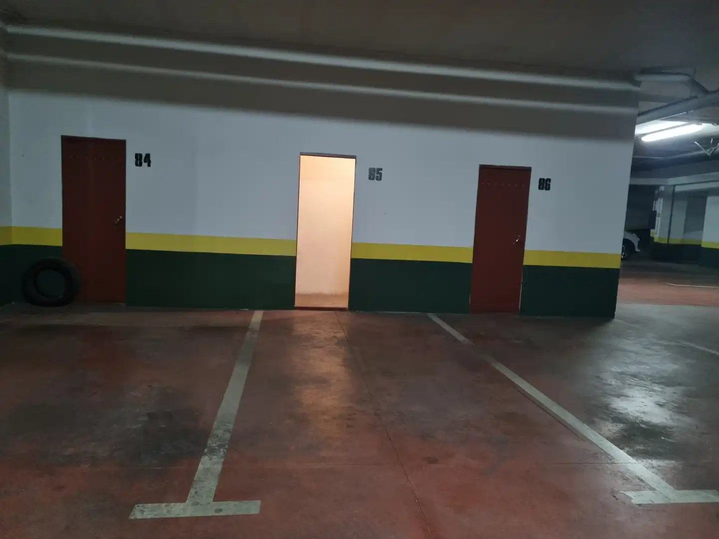 Individuel avec ascenseur à louer à Avenida Duques de Soria 1, imagen 2