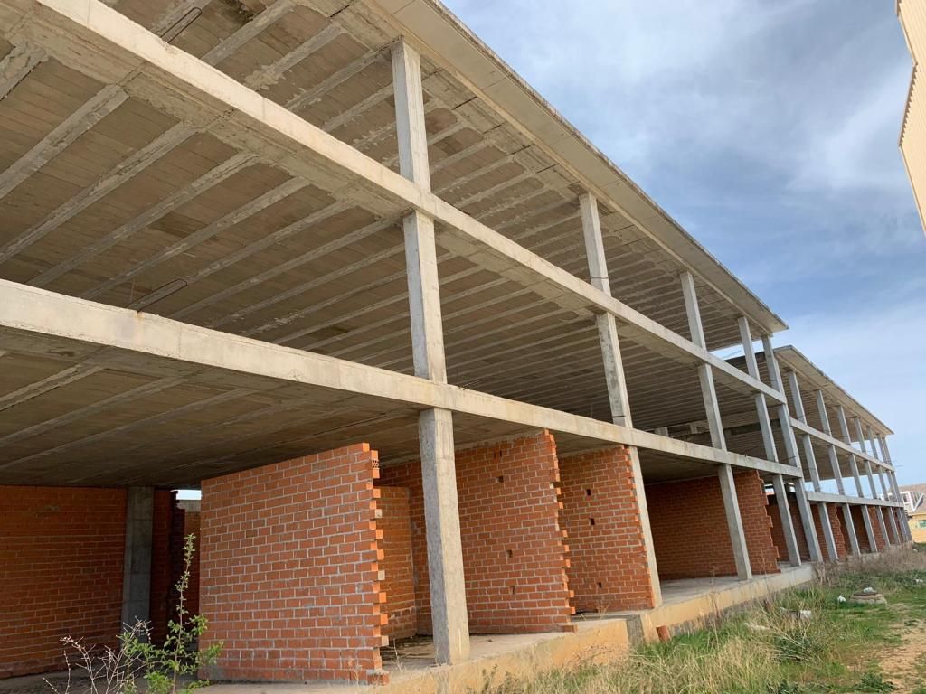 Exterior view of Building for sale in Calvarrasa de Abajo