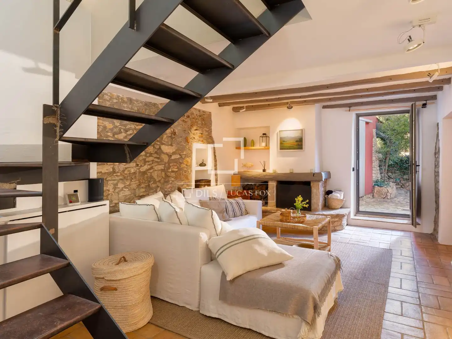 Sala de estar de Casa o chalet en venta en Begur con Aire acondicionado, Calefacción y Jardín privado