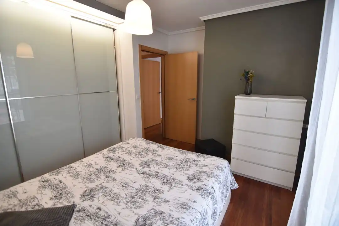 Dormitori de Dúplex en venda en Eibar amb Calefacció, Traster i Moblat