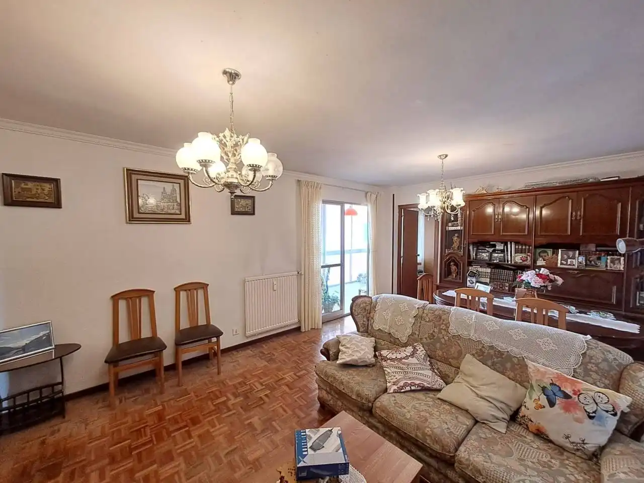 Wohnzimmer von Wohnung zum Verkauf in Burgos mit Heizung und Terrasse