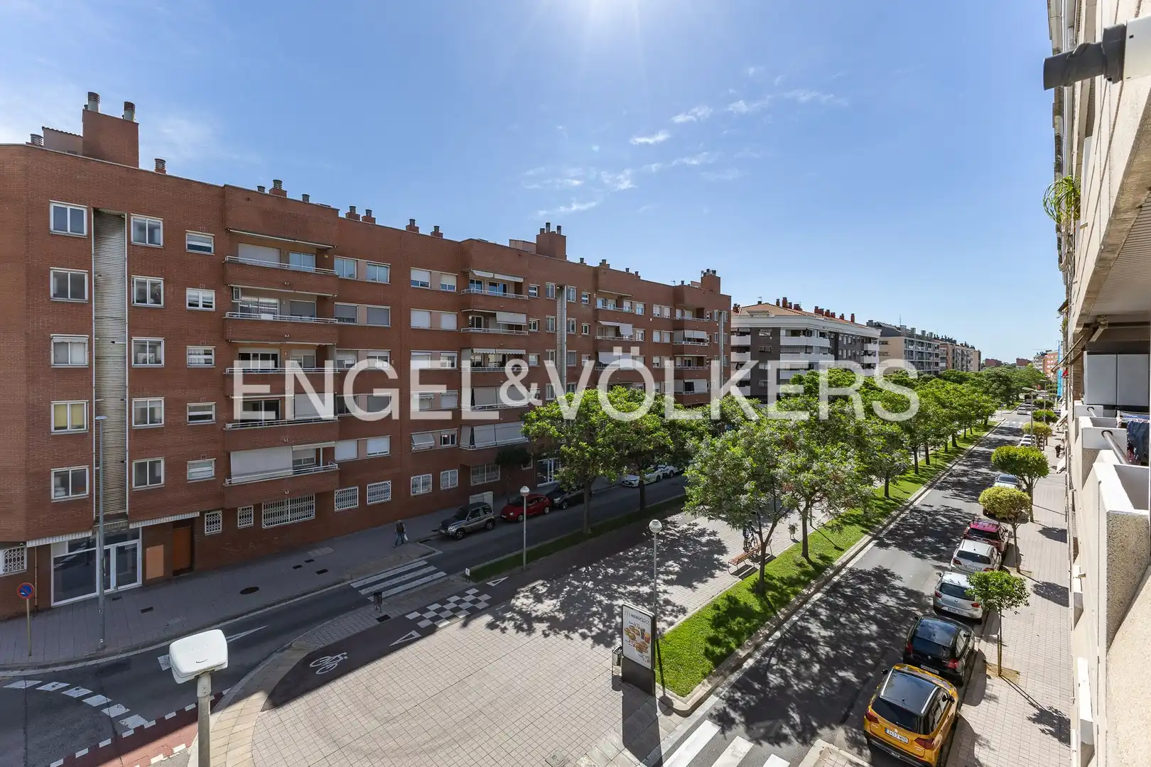 Exterior view of Flat for sale in Sant Joan Despí  with Air Conditioner, Heating and Parquet flooring