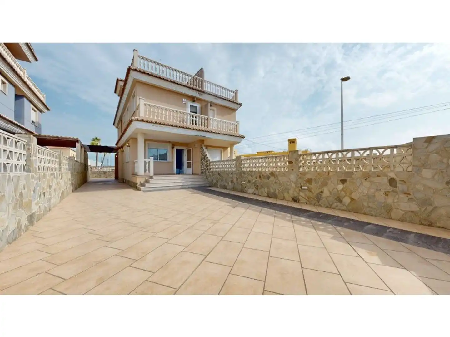 Vista exterior de Casa o chalet en venta en Cullera con Aire acondicionado, Terraza y Trastero