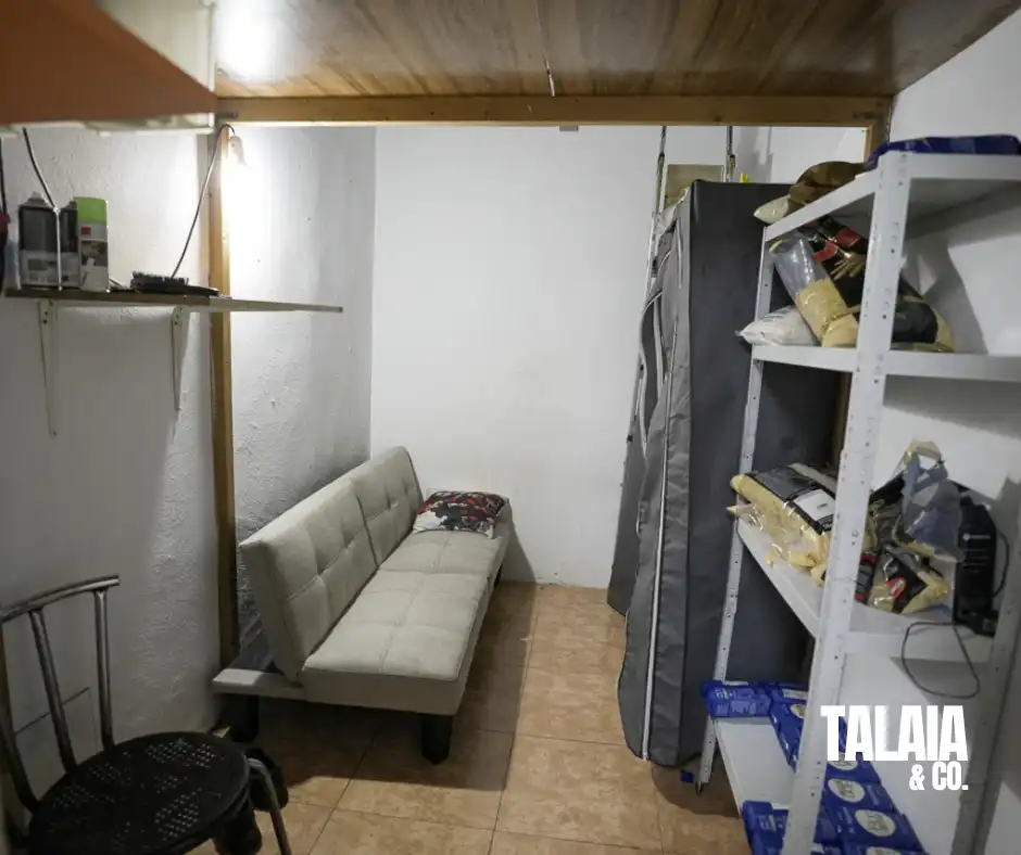 Business premises for sale in Carrer Beniparrell, imagen 5