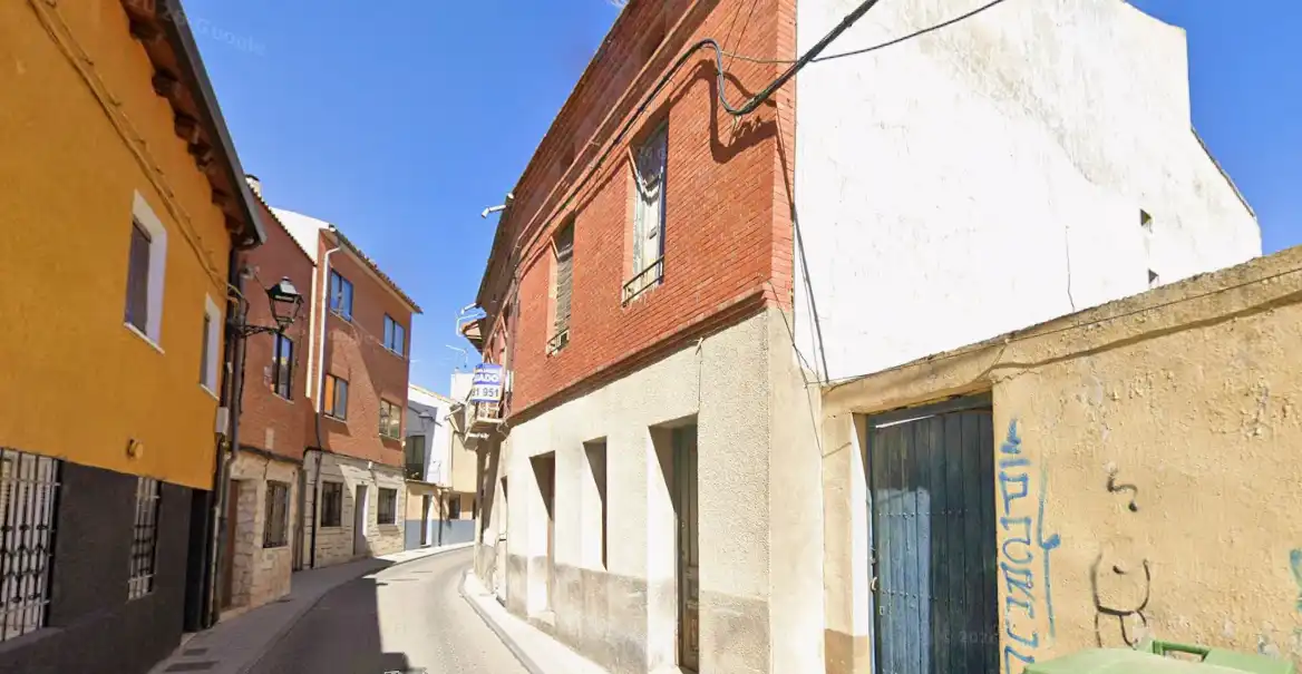 Exterior view of Houses for sale in Peñafiel
