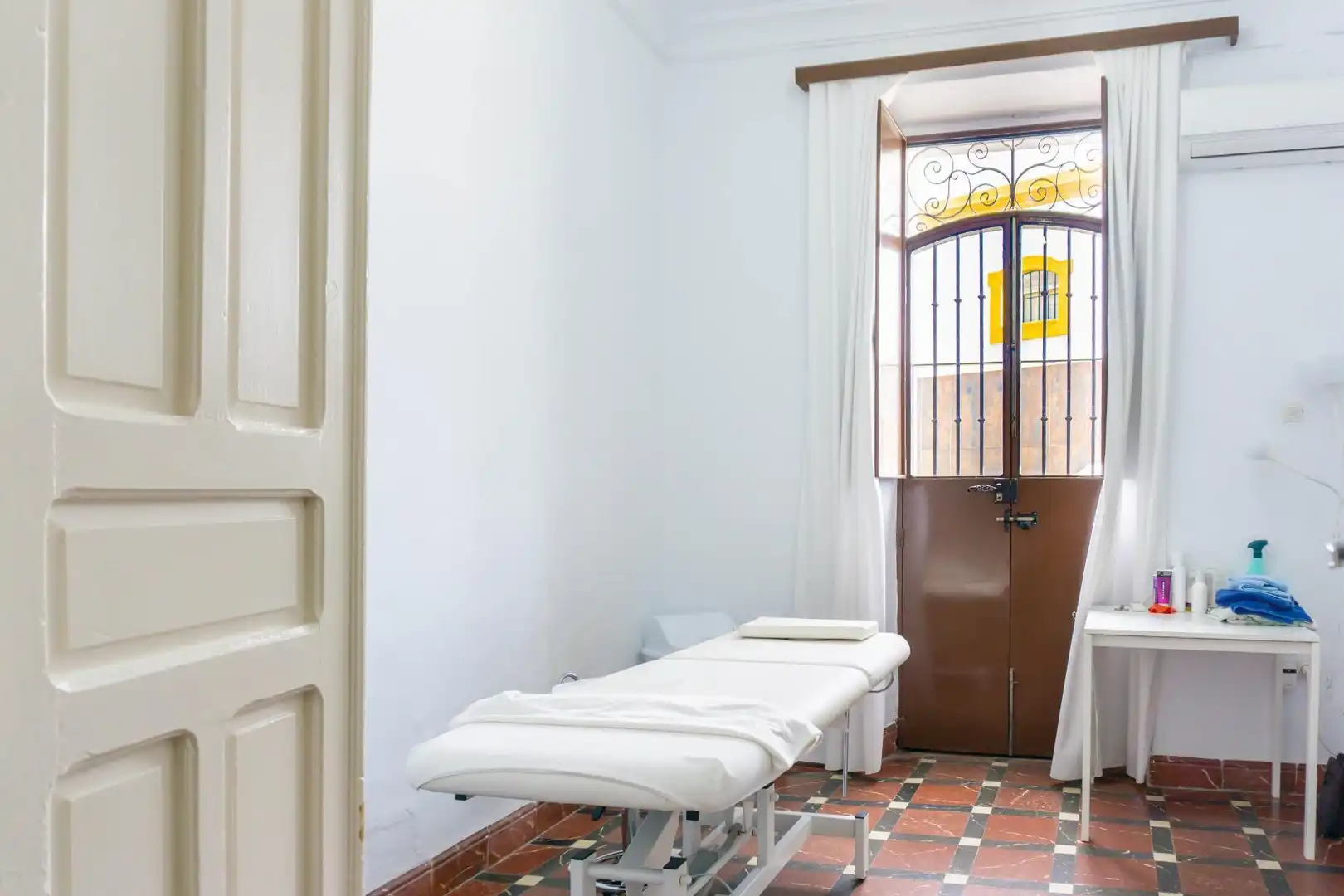 Casa o xalet en venda en Montellano amb Aire condicionat, Jardí privat i Terrassa