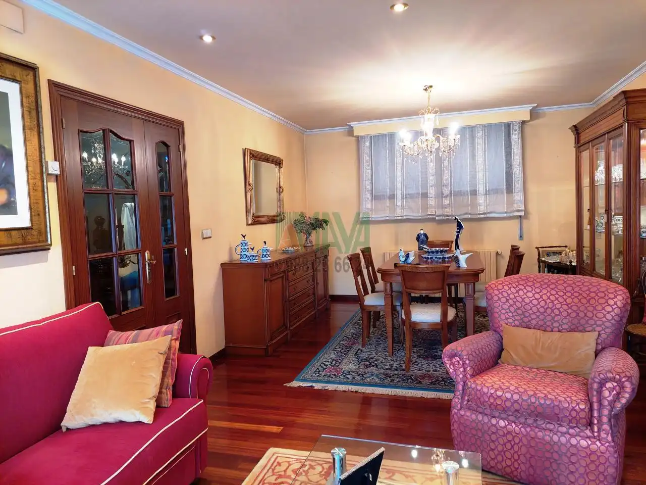 Sala de estar de Casa adosada en venta en Ourense Capital  con Calefacción