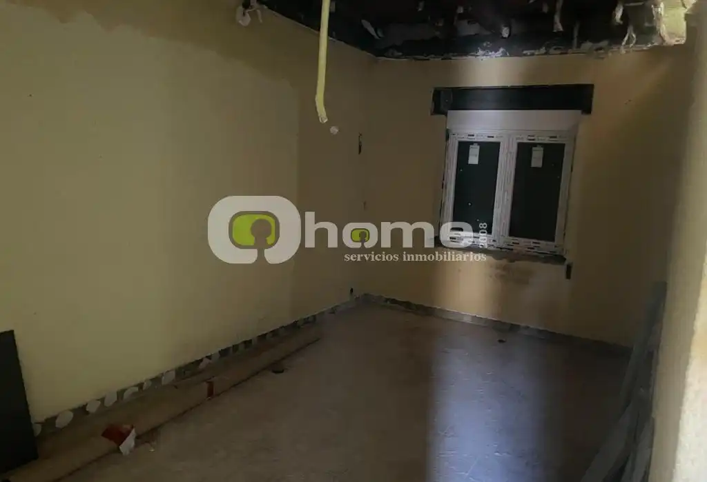 Casa adosada en venta en San Cristóbal de Entreviñas