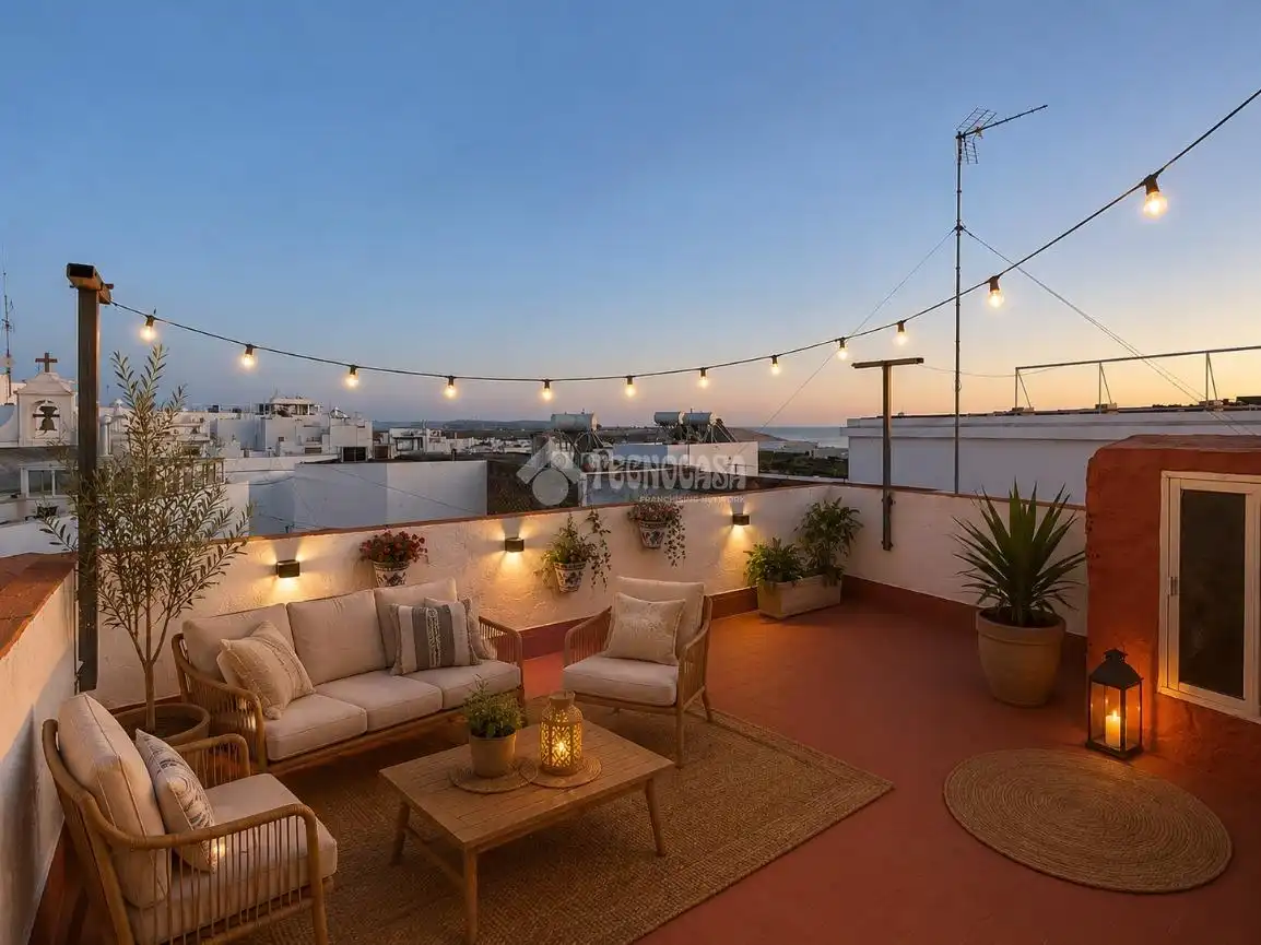 Casa adosada en venta en Conil