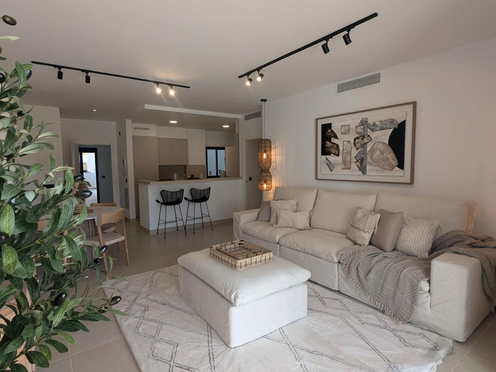 Sala d'estar de Planta baixa en venda en Casares amb Aire condicionat, Calefacció i Jardí privat