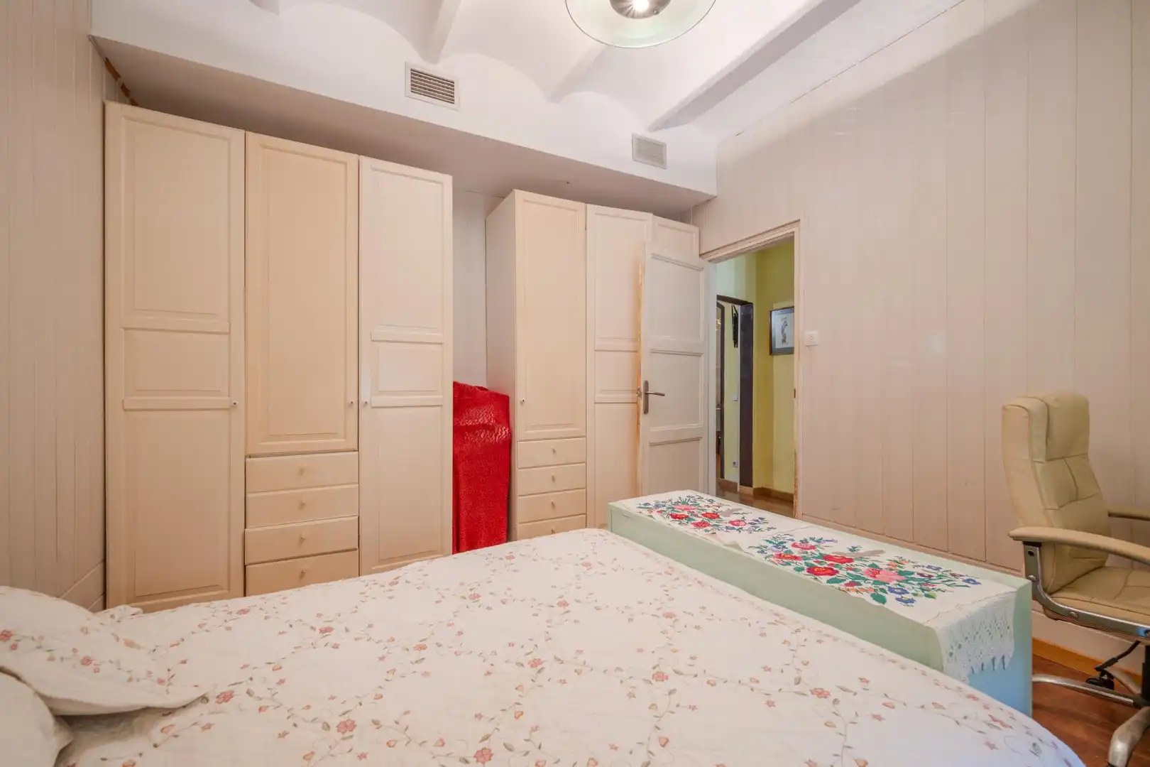 Habitación de Piso en venta en Girona con Parquet