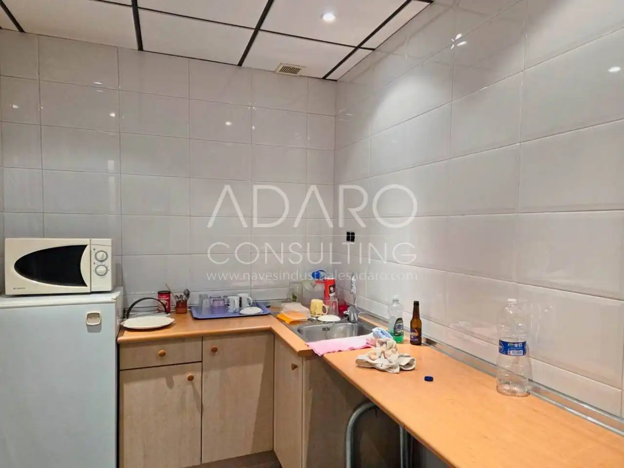 Cocina de Nave industrial en venta en Leganés con Alarma