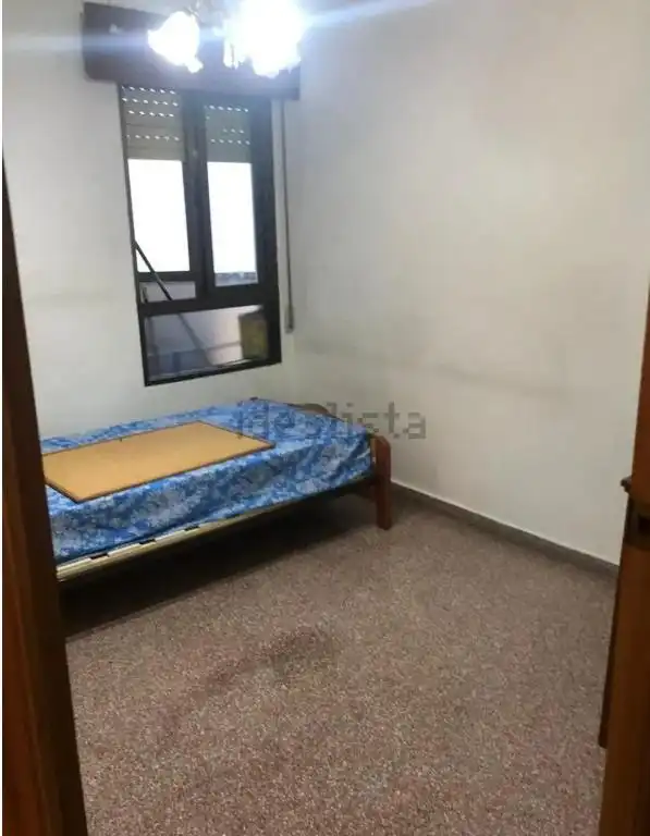 Piso de alquiler en Carolinas Altas
