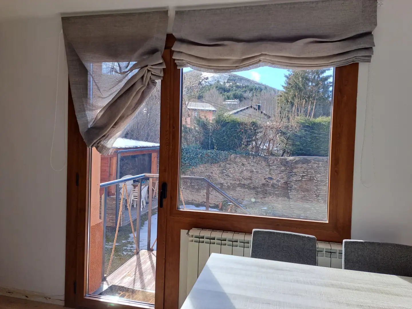Jardí de Casa o xalet en venda en Fontanals de Cerdanya amb Calefacció, Terrassa i Moblat