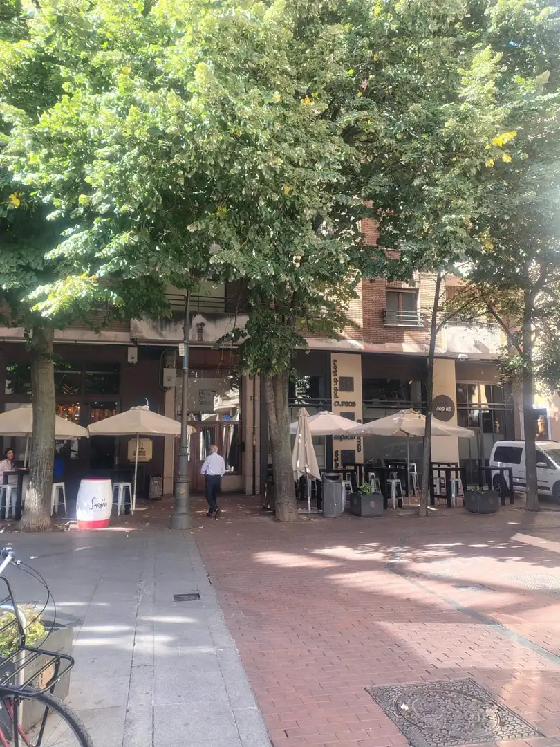 Piso en venta en Valladolid con Calefacción, Terraza y Balcón