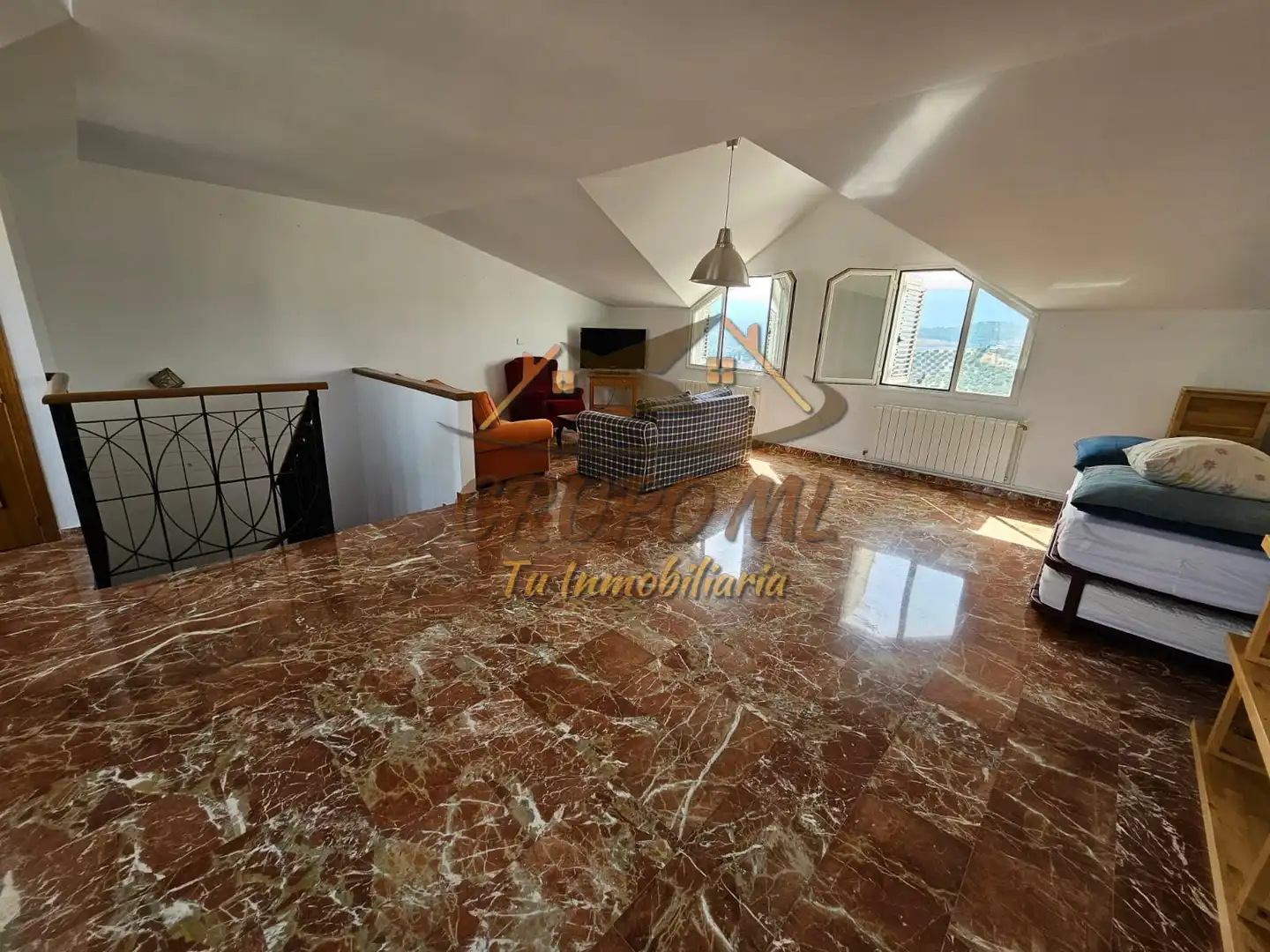 Sala de estar de Casa o chalet en venta en Jaén con Aire acondicionado, Calefacción y Terraza