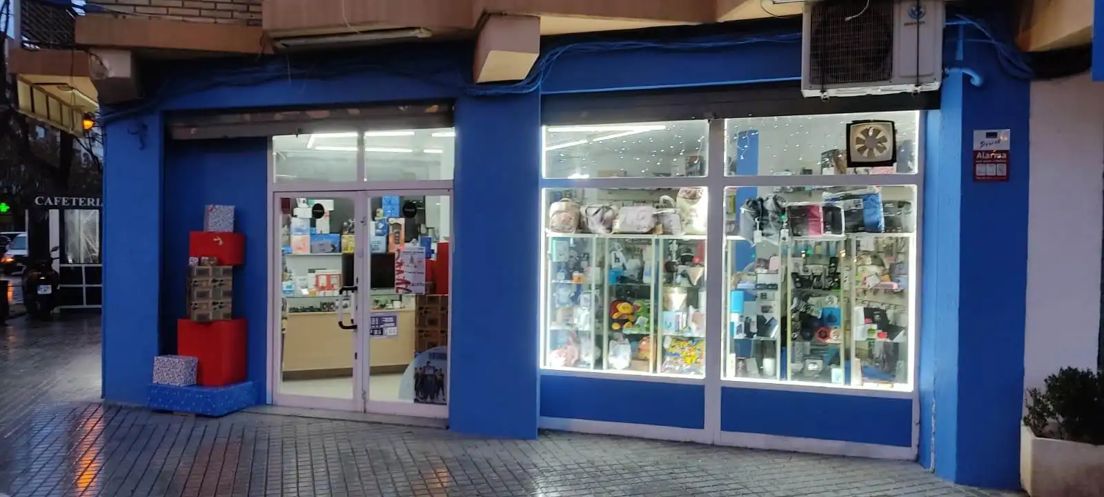 Business premises to rent in Ausias March, imagen 3