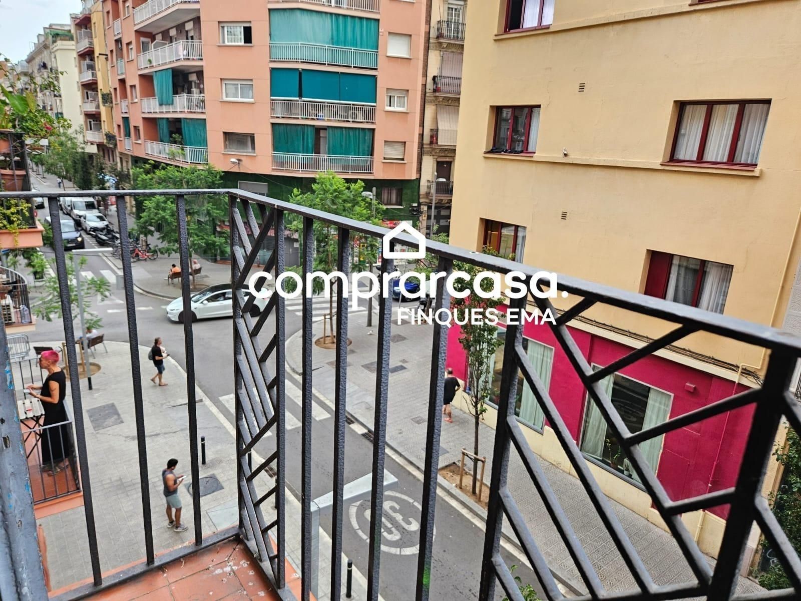 Pis en venda a Calle de Piquer, El Poble Sec - Parc de Montjuïc