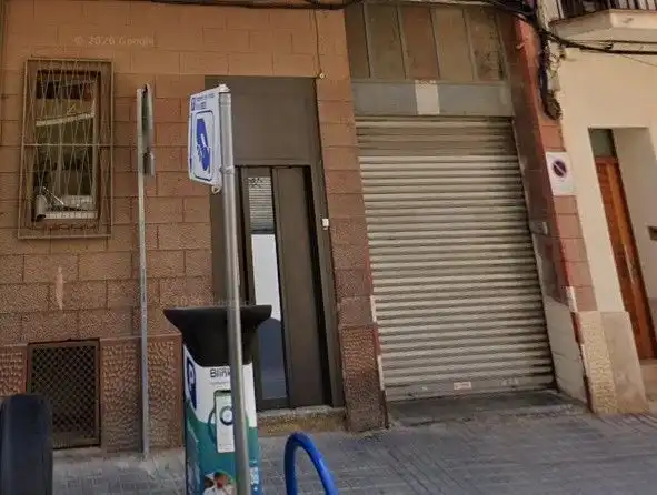 Individuel à louer à Unió 37