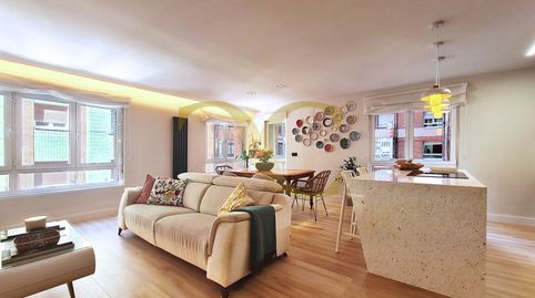 Foto 2 de Piso en venta en Calle Doctor Aquilino Hurlé, La Arena, Gijón