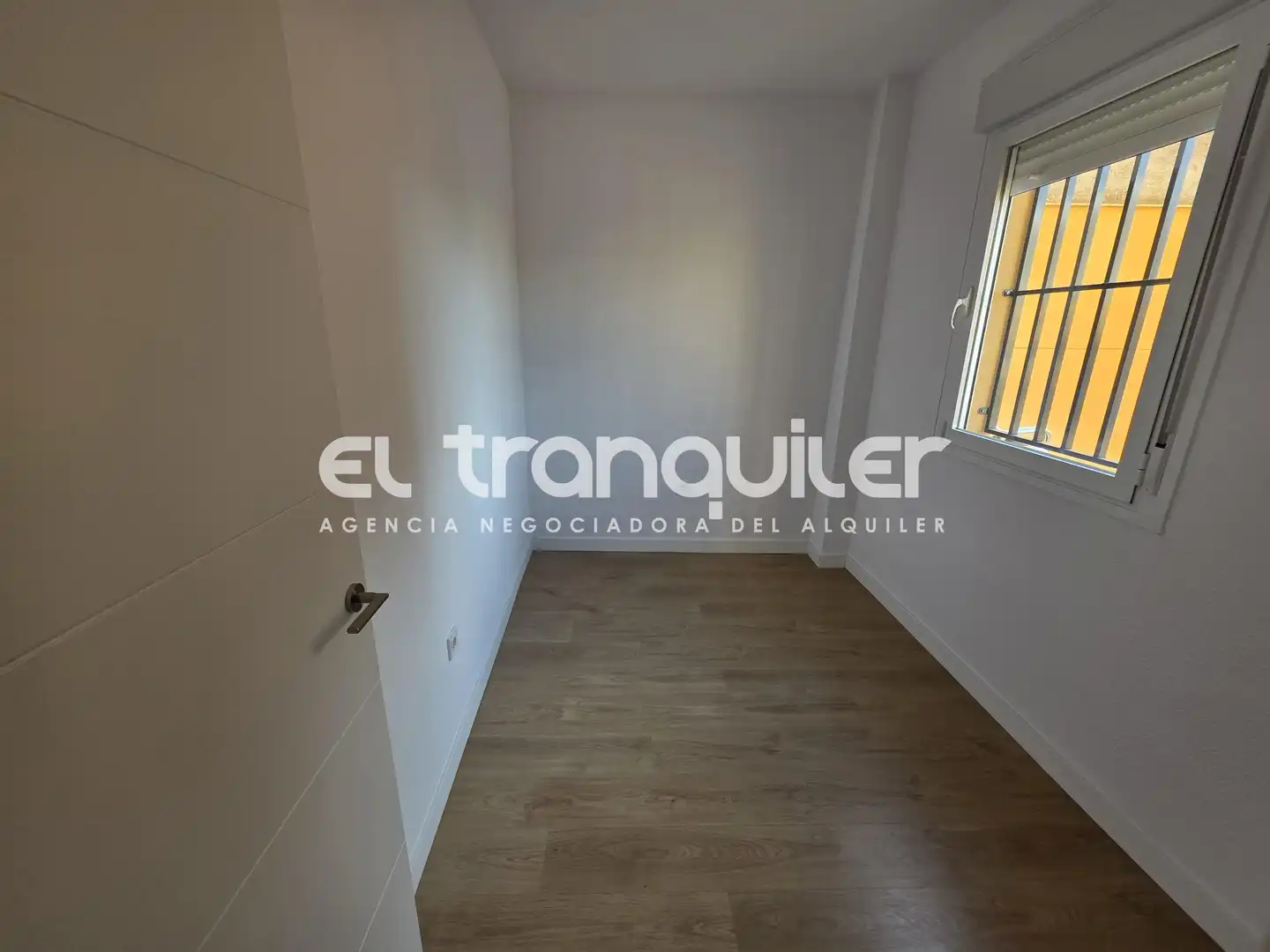 Schlafzimmer von Wohnung zur Miete in Madrid mit Klimaanlage, Terrasse und Abstellraum