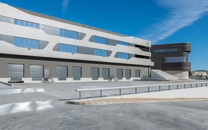 Exterior view of Industrial buildings to rent in Barberà del Vallès