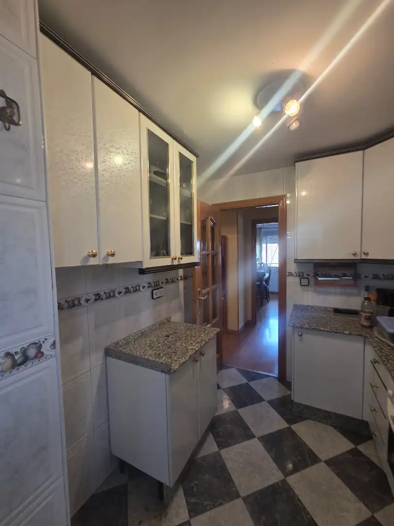 Cocina de Piso en venta en Badajoz con Aire acondicionado, Parquet y Terraza