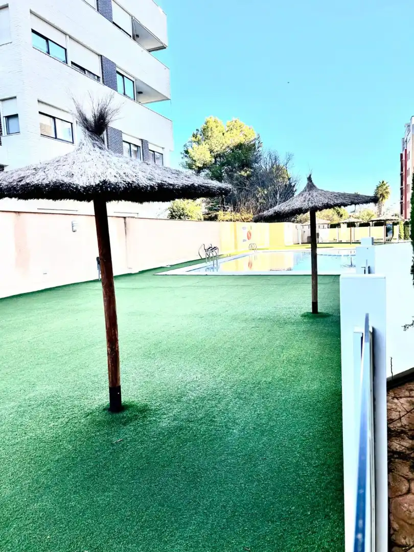 Piscina de Piso de alquiler en Murcia con Aire acondicionado, Piscina y Amueblado