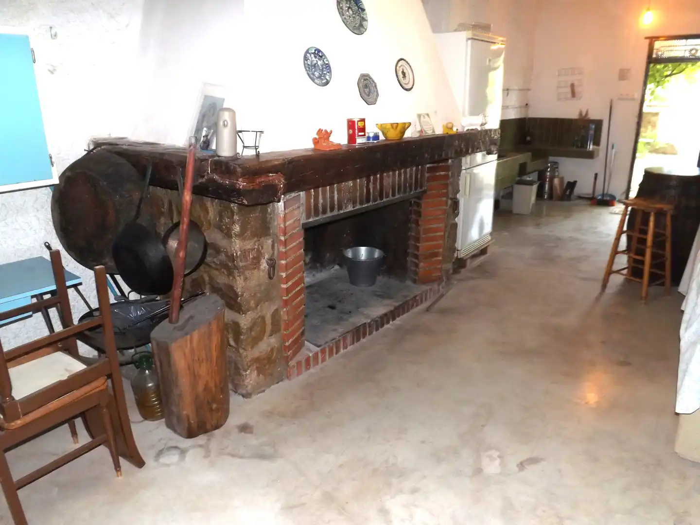Cuina de Casa o xalet en venda en Güevéjar amb Jardí privat, Terrassa i Piscina