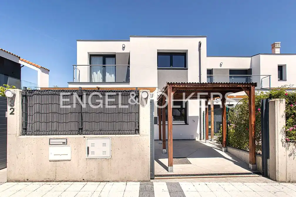 Exterior view of Houses for sale in Noreña  with Heating, Private garden and Terrace