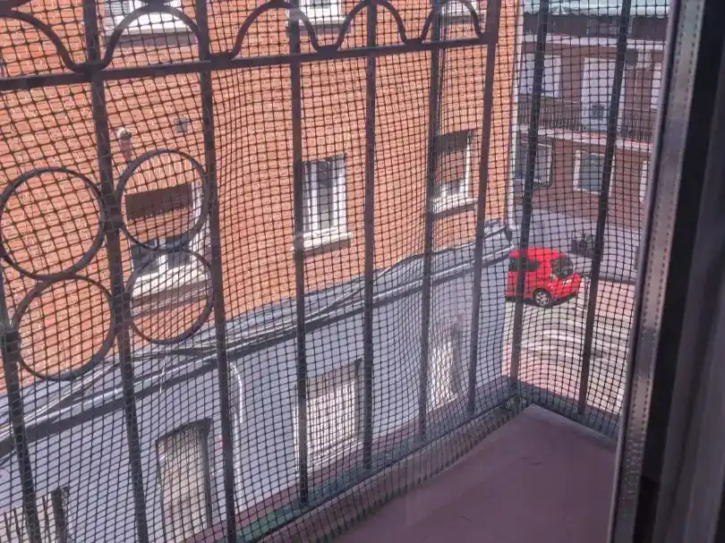 Terrasse von Wohnung zur Miete in  Madrid Capital mit Klimaanlage und Balkon