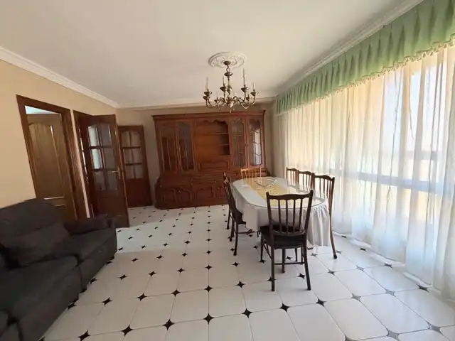 Esszimmer von Wohnung zur Miete in Puertollano mit Klimaanlage, Heizung und Möbliert