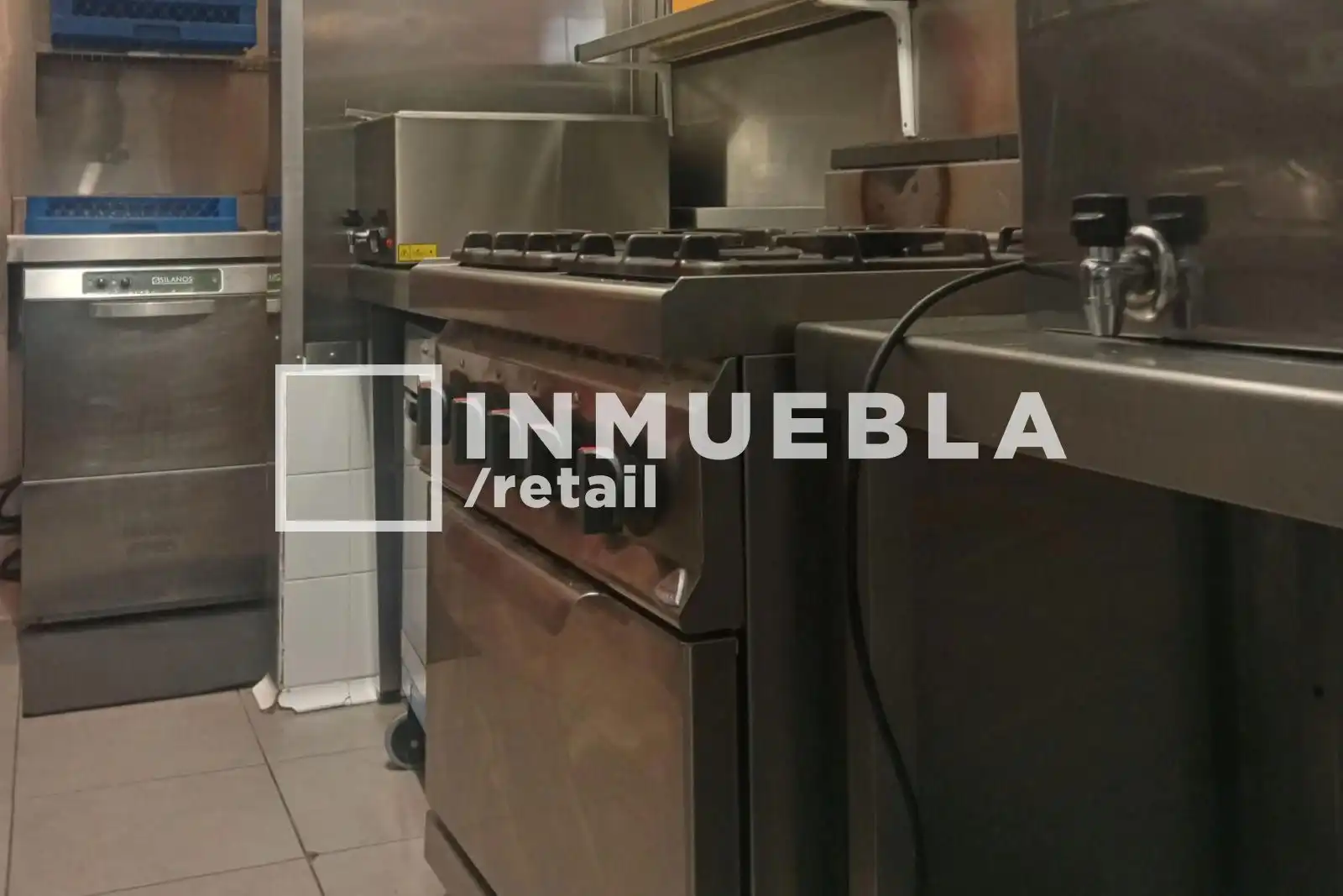 Kitchen of Commercial properties for transfer in Barcelona  with Air Conditioner, Terrace and Furnished
