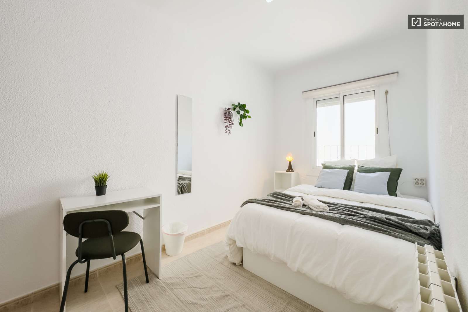 Flat to share in El Congrés i els Indians