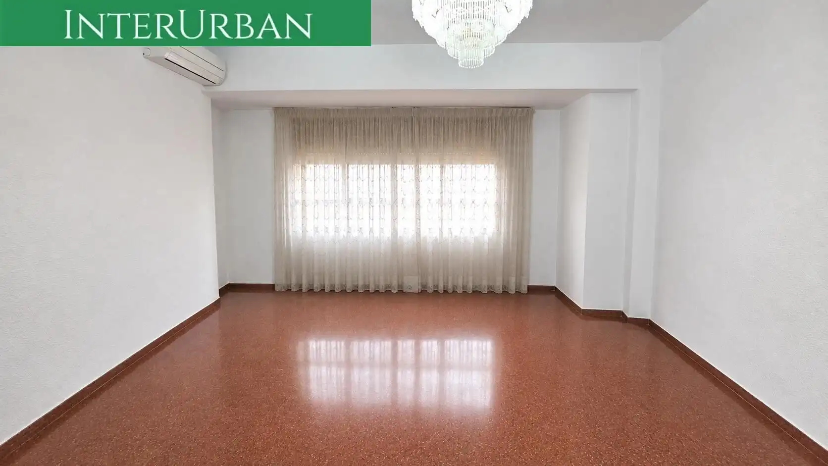 Vista exterior de Piso en venta en Llíria con Aire acondicionado, Calefacción y Balcón
